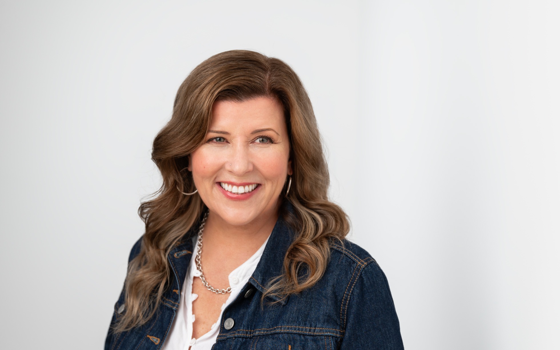 Refinery_Headshot_Rachel Irvine-Halliday